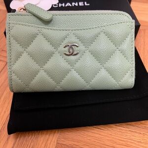 CHANEL O-Cardholder Wallet